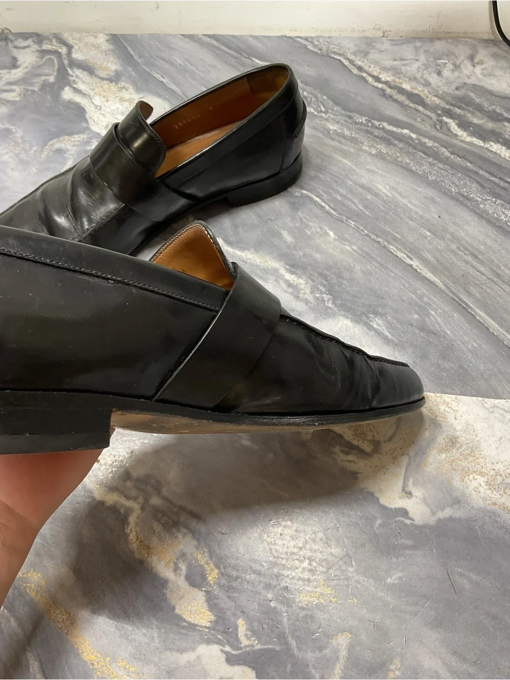Gucci Black Leather Slip-On Loafers size 7